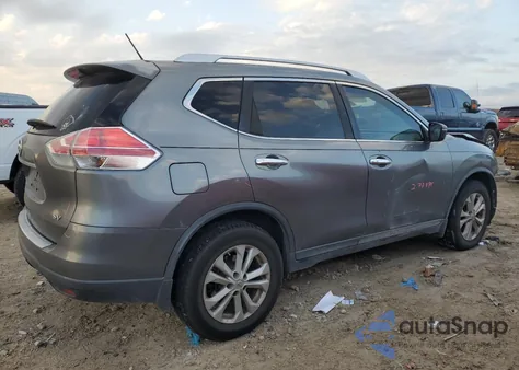 2015 Nissan Rogue Sv z USA, uszkodzony, nr VIN KNMAT2MT1FP553297